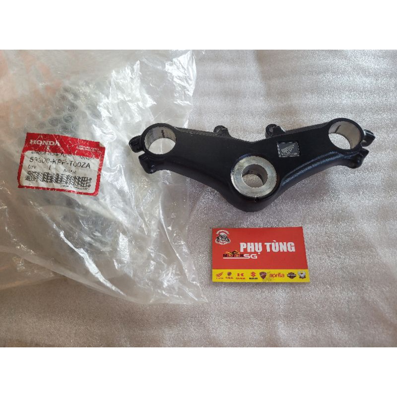 Chảng ba trên  CBR150R Thái lan