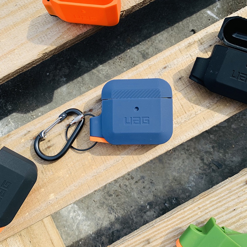 UAG Vỏ Bảo Vệ Hộp Sạc Tai Nghe Airpods 1 / 2 / 3 Pro Bằng Silicon Chống Sốc Chất Lượng Cao Ốp