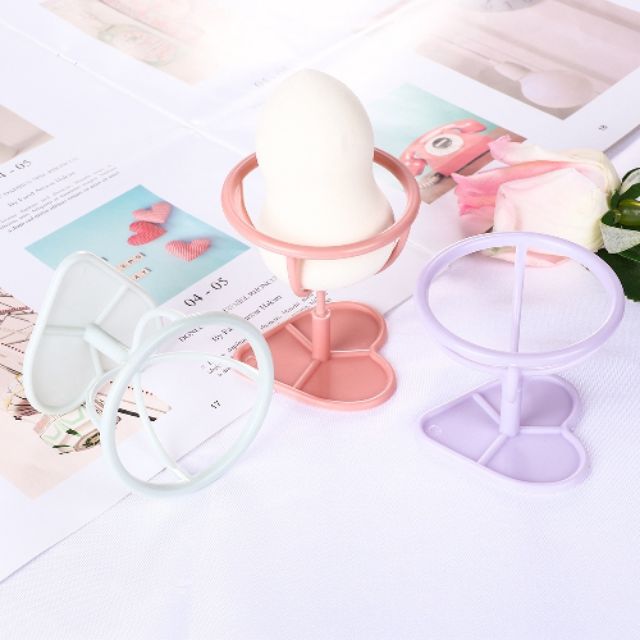Giá để mút trang điểm