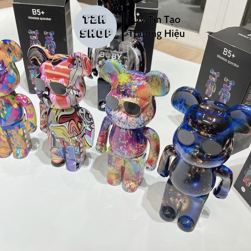 Loa Nghe Nhạc Bluetooth Gấu Bearbrick Mini Để Bàn Cầm Tay B5+ Âm Thanh Bass Cực Mạnh - T2K Shop