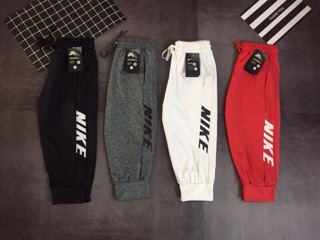 Quần jogger thể thao lửng nữ