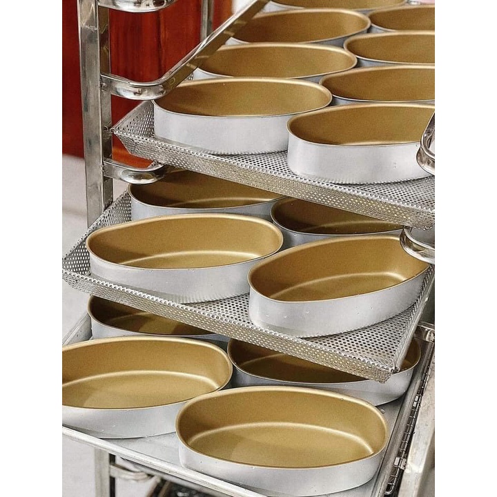 Khuôn chống dính Ovan 20cm  Sanneng