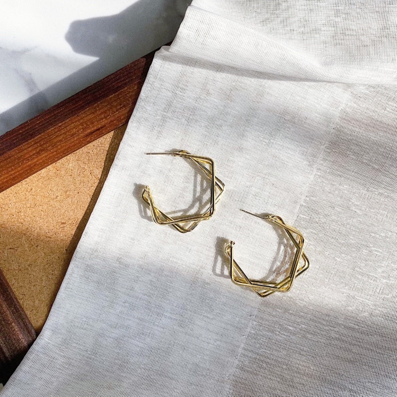 Bông_tai_nữ_sang_trọng