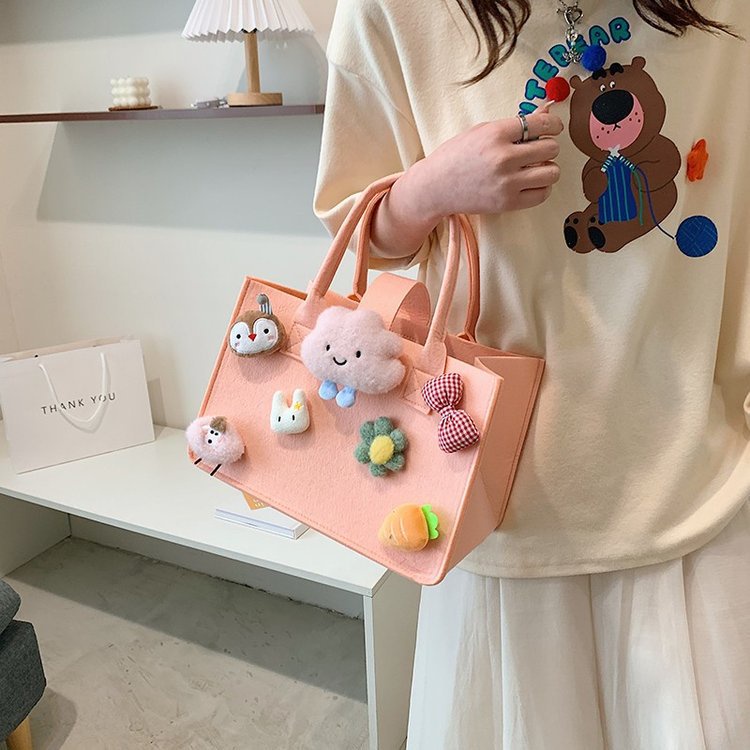 Túi xách vải nỉ mềm dáng vuông nhỏ kiểu hoạt hình dễ thương phong cách cho bé gái TBB24