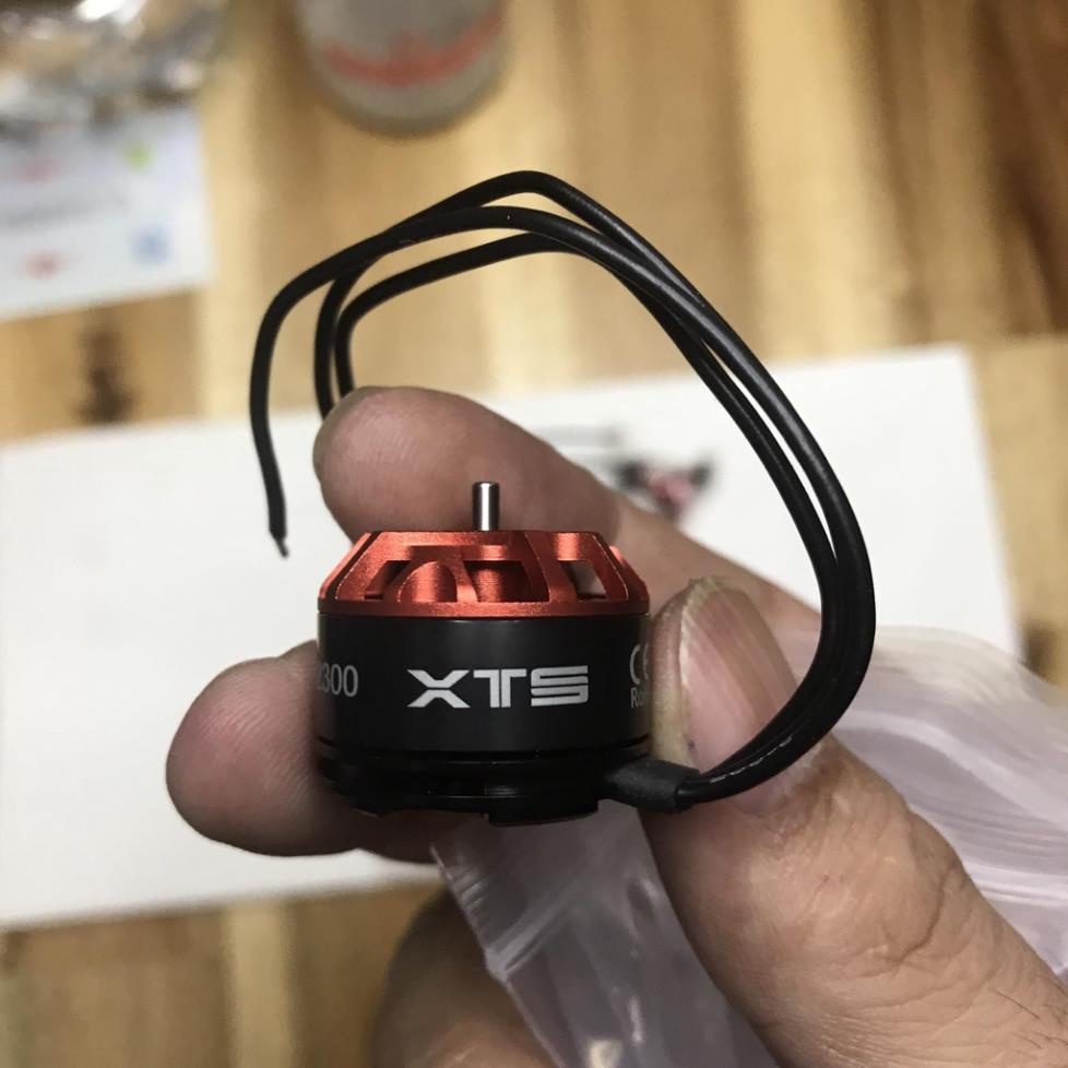 Combo 4 motor máy bay xnova 1806 2300kv giành cho 3inch 4inch 5inch