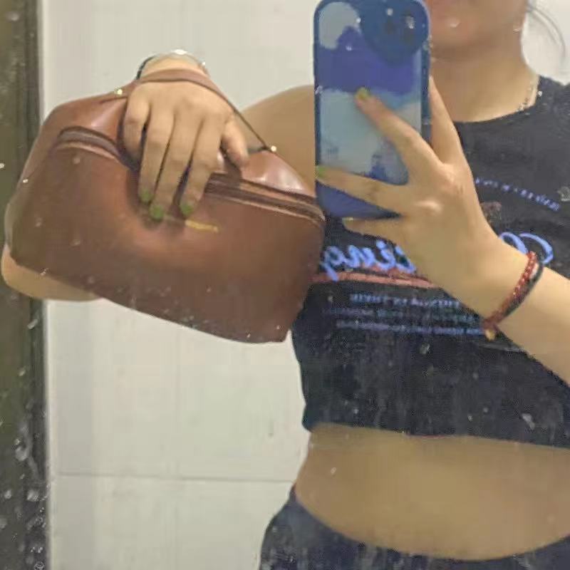 [Giao Hàng Nhanh] Túi Đựng Mỹ Phẩm Sức Chứa Lớn Đơn Giản Di Động Đi Du Lịch Cao Cấp Có Thể Giặt Rửa Cho Nữ