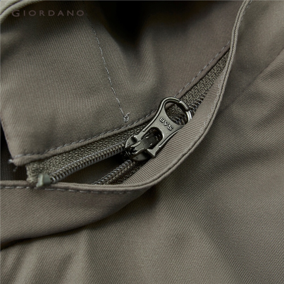 Áo khoác gió GIORDANO 05372109 có mũ trùm đầu tháo được tiện lợi màu trơn đơn giản trẻ trung thời trang cao cấp cho nữ