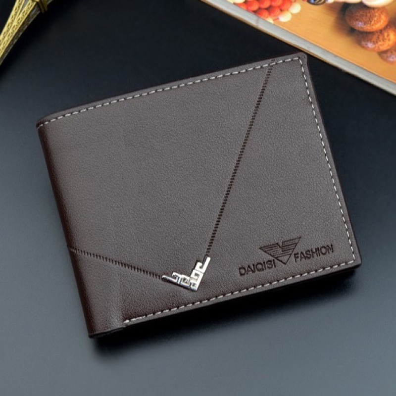 Ví nam da dập nổi, kiểu ví ngang nhiều ngăn có ngăn khoá kéo