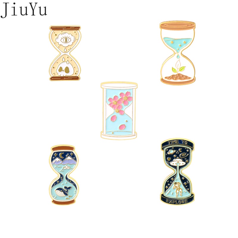 Huy Hiệu Cài Áo Hình Cá Voi / Phi Hành Gia / Hoa Xinh Xắn