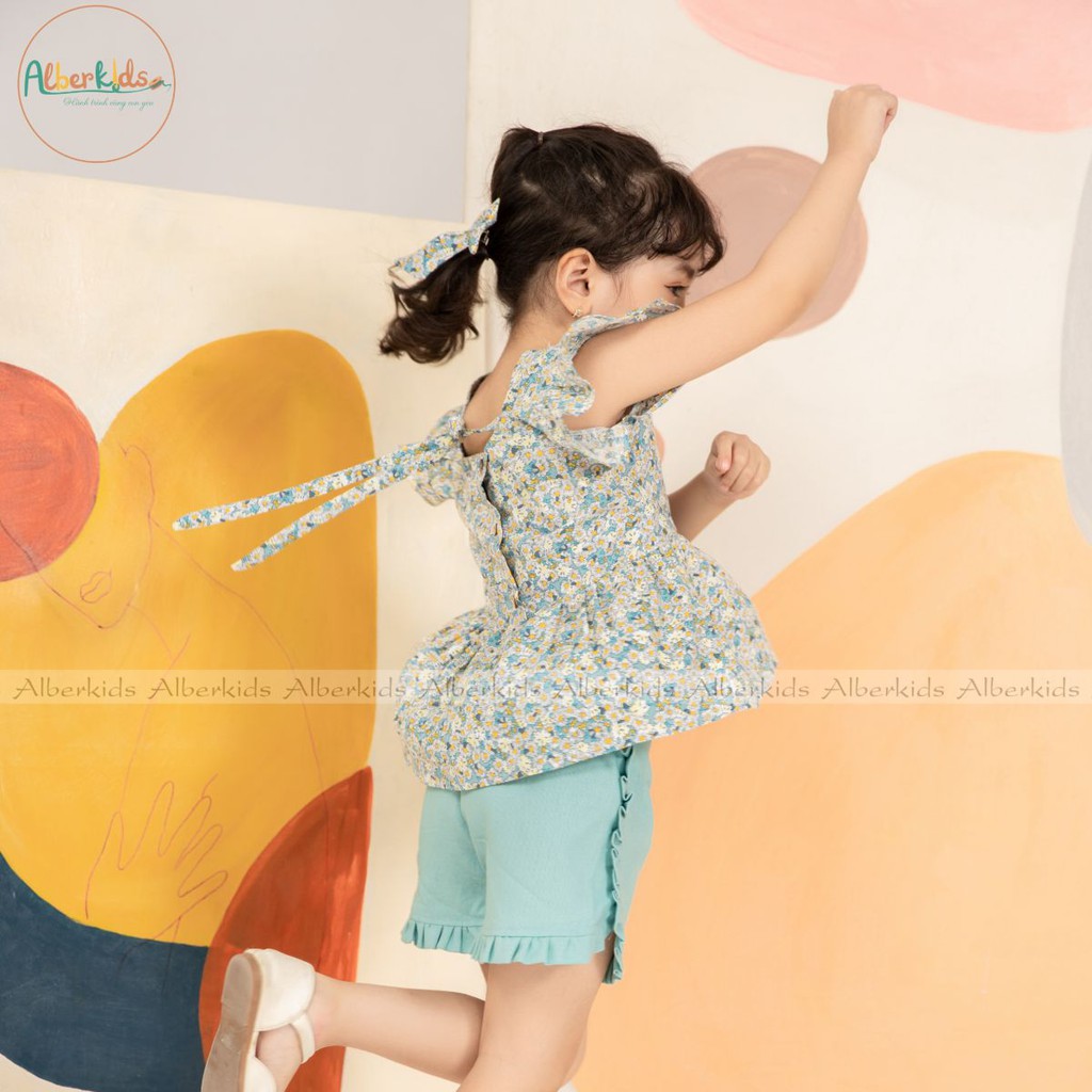 Đồ bộ cho bé gái ALBER KIDS họa tiết hoa nhí xanh chất liệu áo Thô quần Linen cho trẻ em từ 2 đến 12 tuổi [SA02]