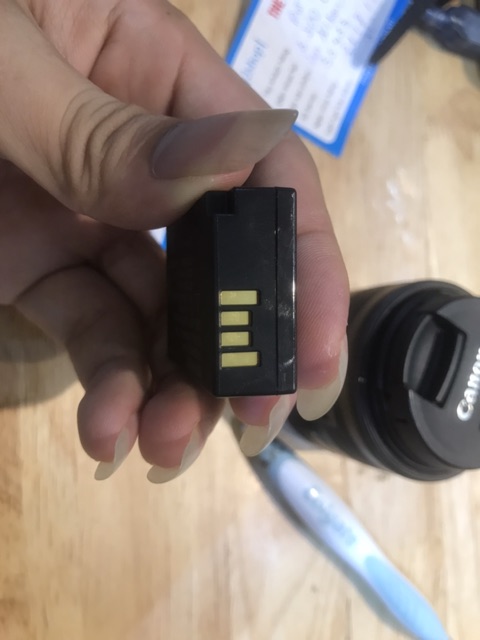 Pin Canon LP-E17pin qua sử dụng