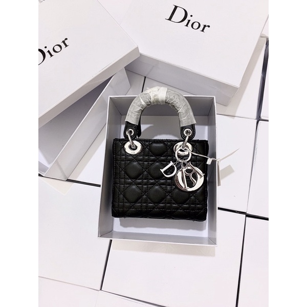 Túi di.orr trần ô sz 18cm kèm hộp