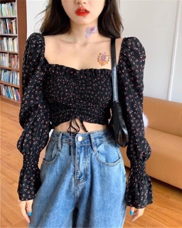Áo croptop hoa nhí