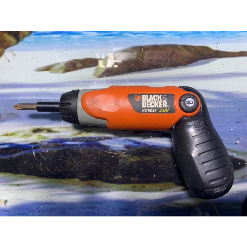 Máy vặn vít gập Black&Decker 3.6v KC9036