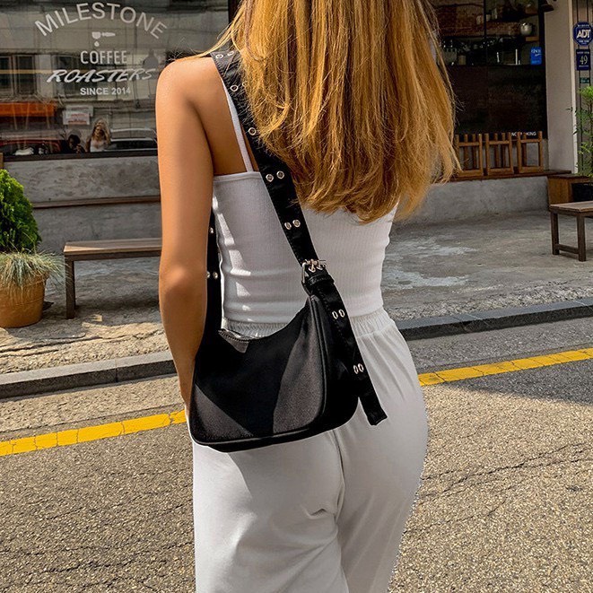 Túi đeo chéo vải dù thiết kế đơn giản phong cách Hàn BM16