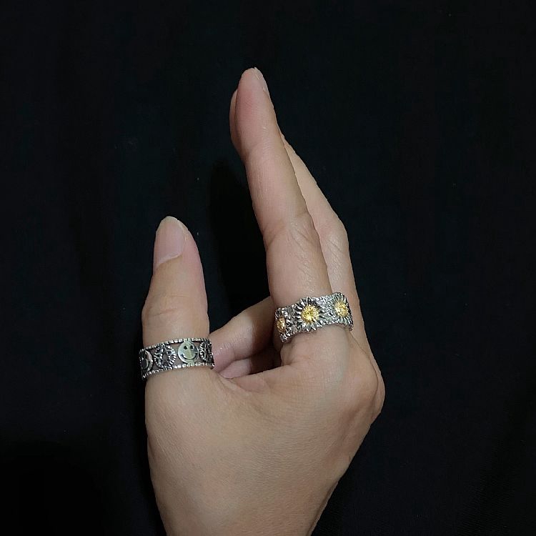 Nhẫn hở hình mặt cười/ hoa cúc dễ thương có thể điều chỉnh cho cặp đôi 223603