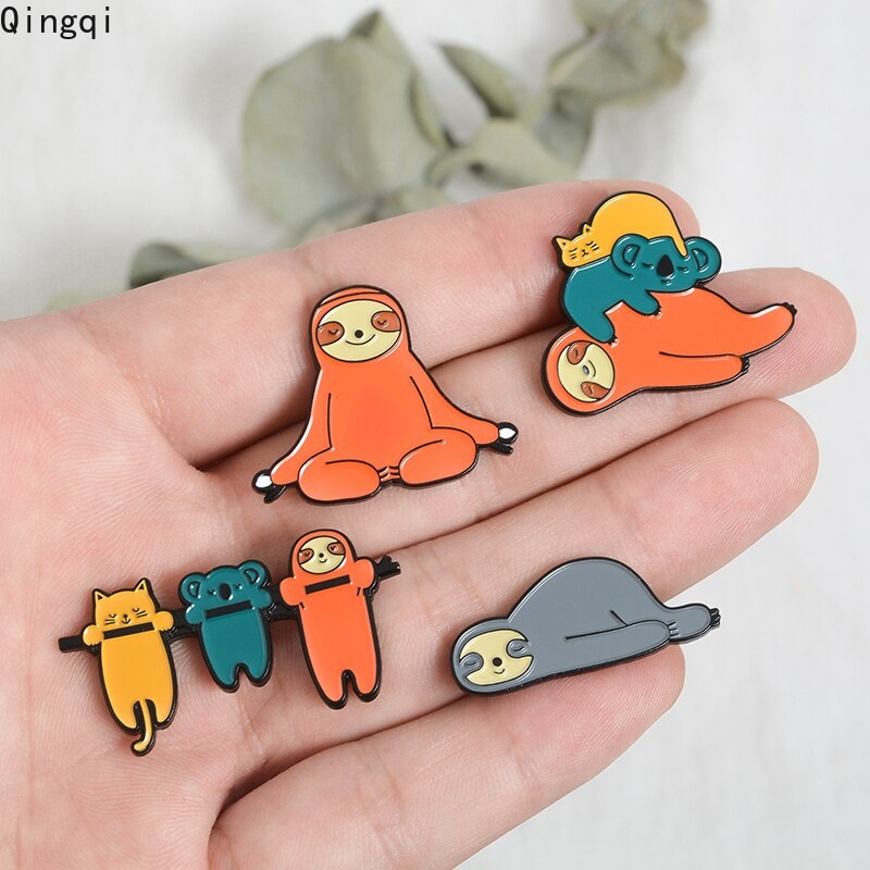 Ghim cài áo Miss Zoe hình con lười đáng yêu