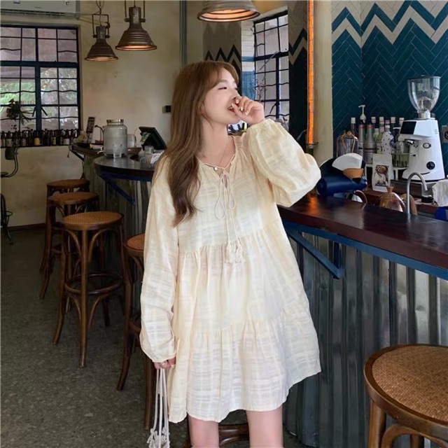 Váy babydoll dài tay cổ V