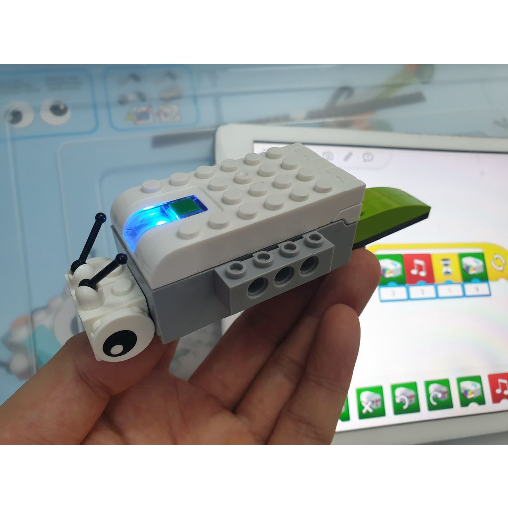 Bộ lắp ráp lập trình Robot tương thích Lego Wedo Milo 45300