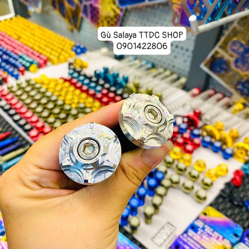 Gù Salaya gắn mọi loại xe