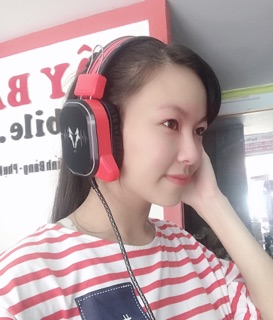 TAI NGHE TRÙM ĐẦU
