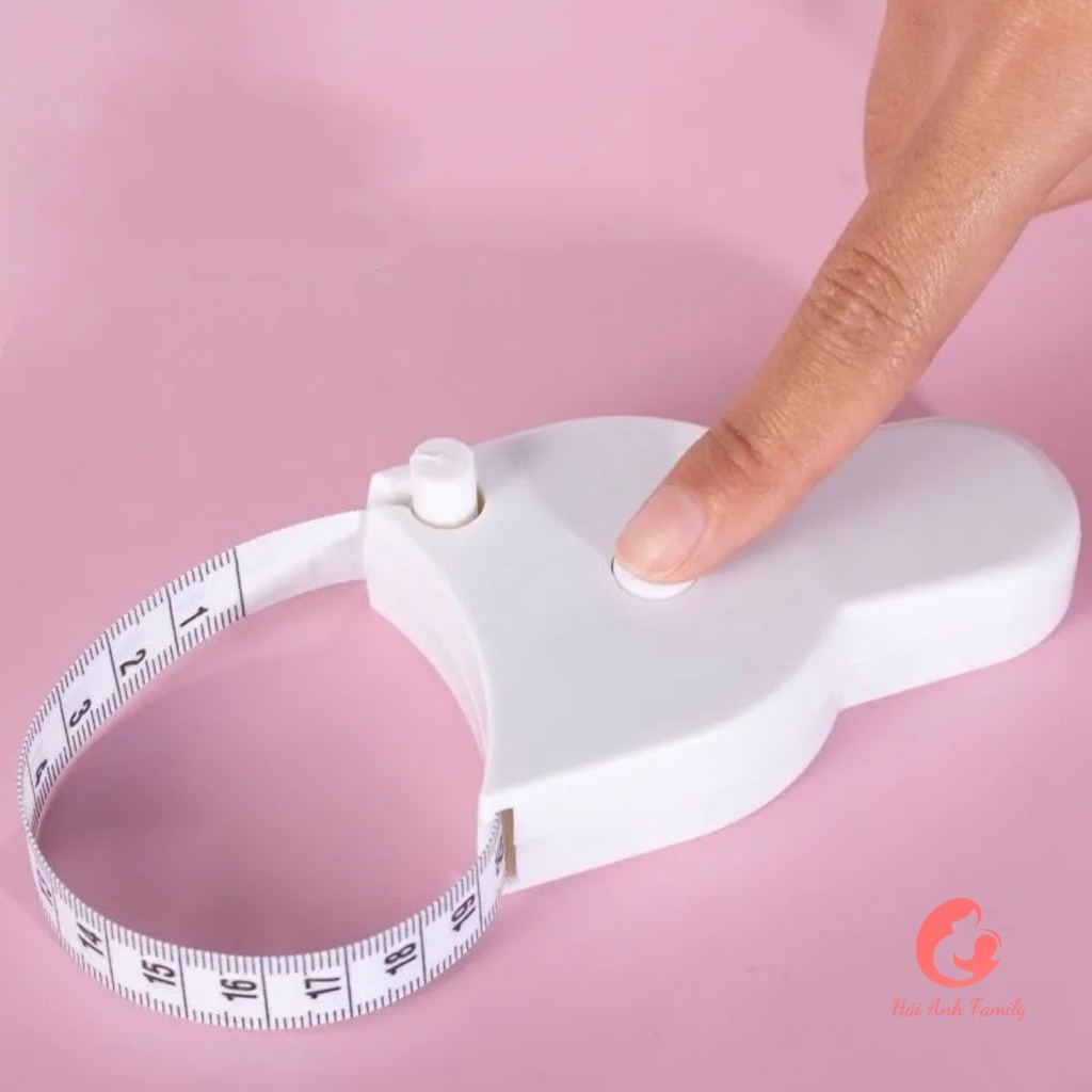 Thước dây cuộn đo vòng đầu cho bé, đo vòng eo cho mẹ cực kì tiện lợi và dễ đo