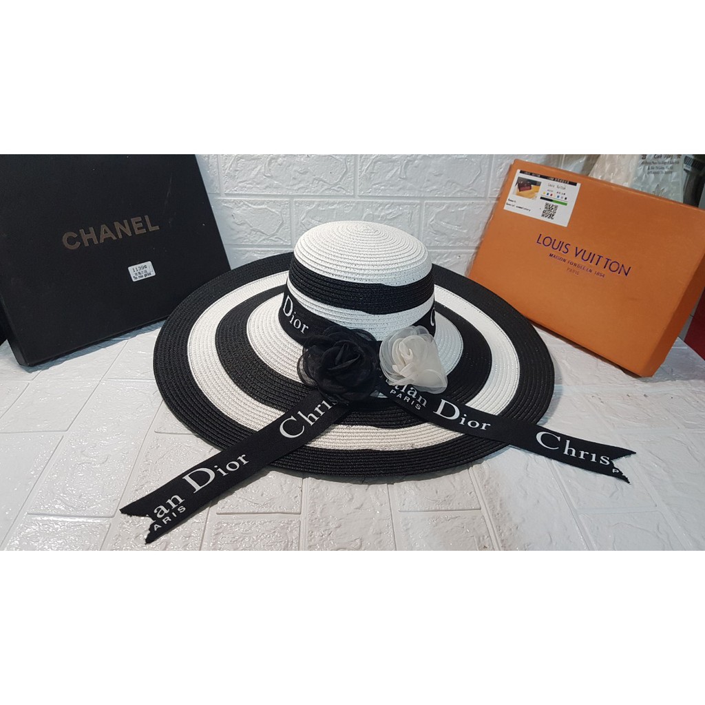 Nón đi biển sang chảnh, Nón cói thời trang nữ