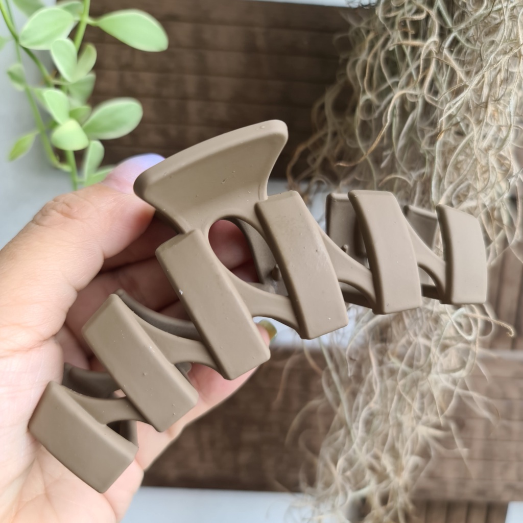 Kẹp Tóc Gấp Tóc Nhiều Mẫu Tông Nâu Cho Mùa Hè Hot Trend