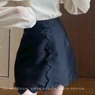 Chân váy tafta sóng trắng/ đen