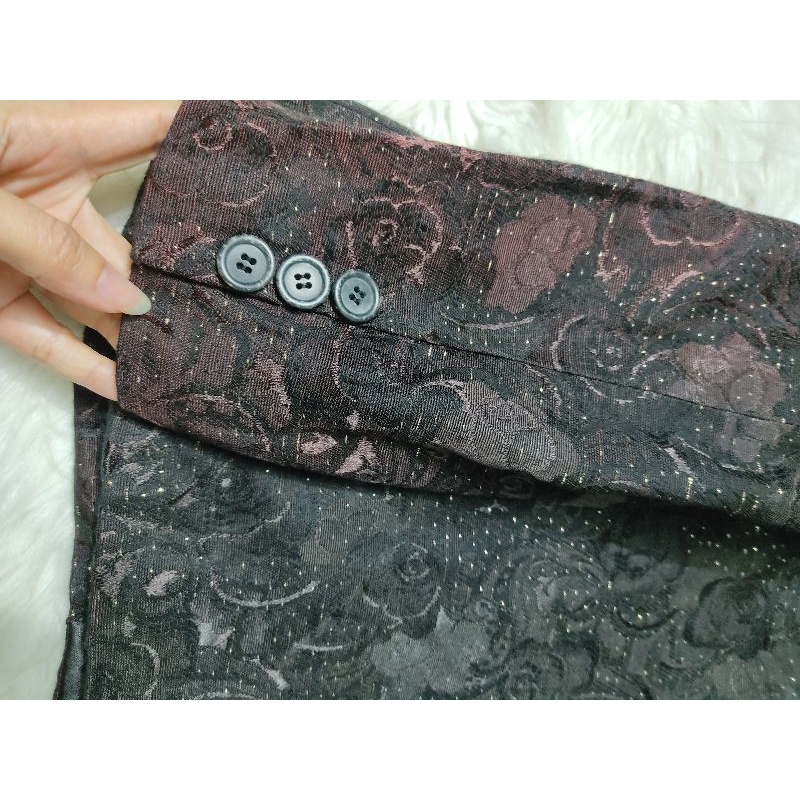 Áo khoác vin Hàn size M L nhỏ