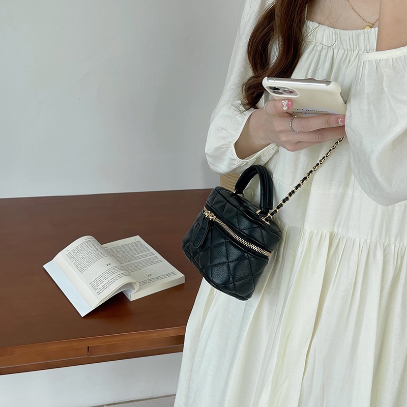 Túi Xách Mini Đính Đá Phối Dây Xích Dễ Thương Xinh Xắn