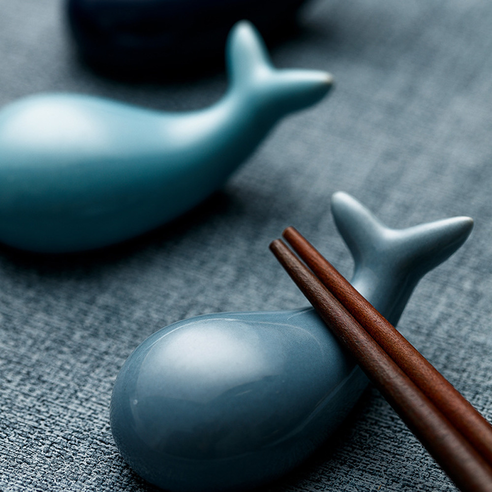 EPOCH Giá Gác Đũa Bằng Gốm Tạo Hình Cá Voi Dễ Thương