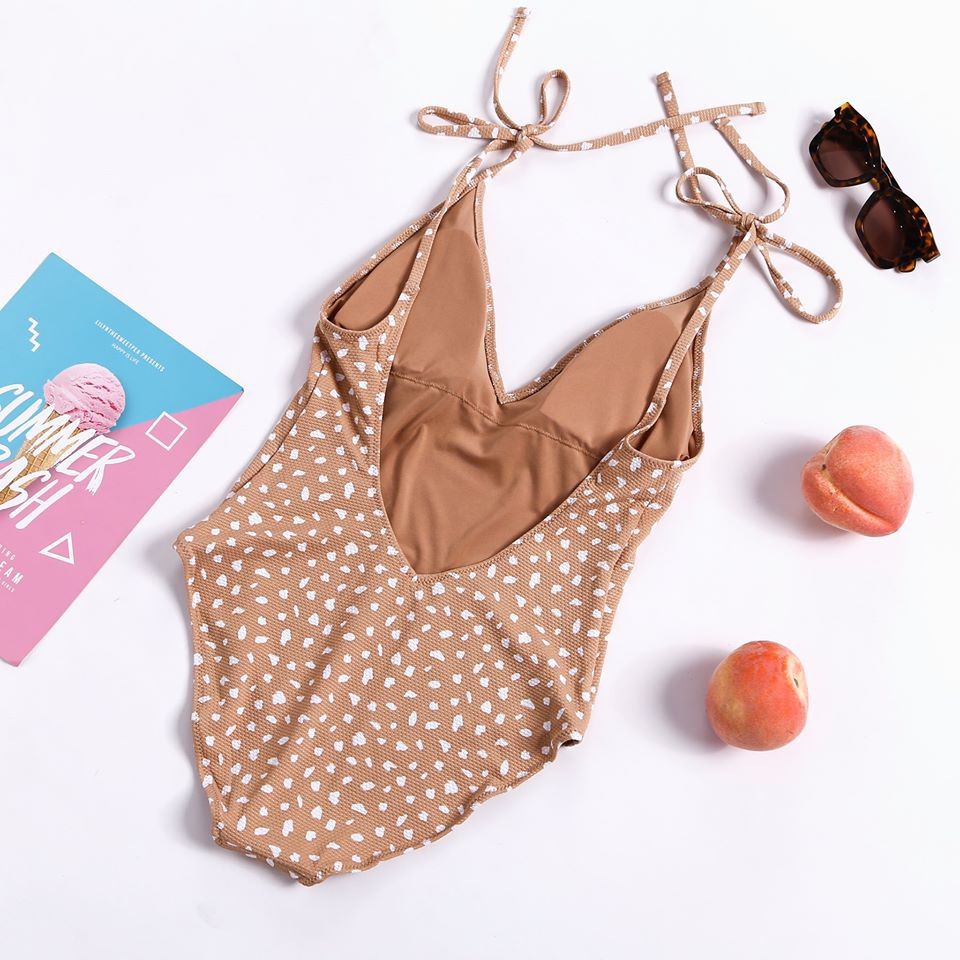 Bikini liền thân hở lưng chấm bi