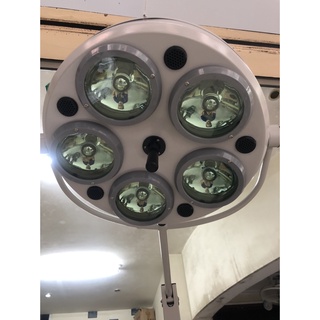 Đèn Phẫu Thuật Halogen HMSL-510HC (Đèn mổ Treo Trần)