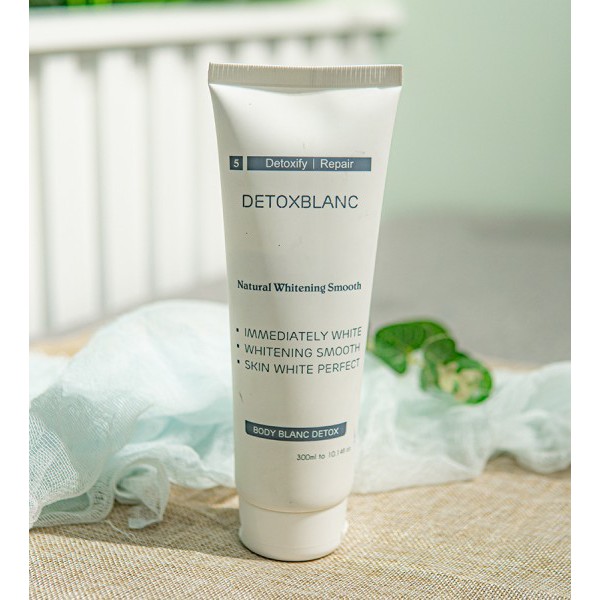 SỮA TẮM THẢI ĐỘC TRẮNG DA DETOX BLANC - BODY BLANC BATH DETOX