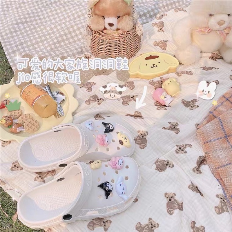 Dép sục cross chống trượt họa tiết chó Cinnamon Melody Kuromi Pudding Dog dễ thương cho nữ