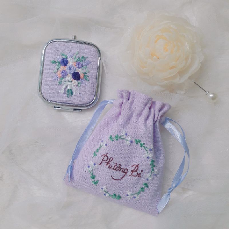 Gương thêu tay handmade