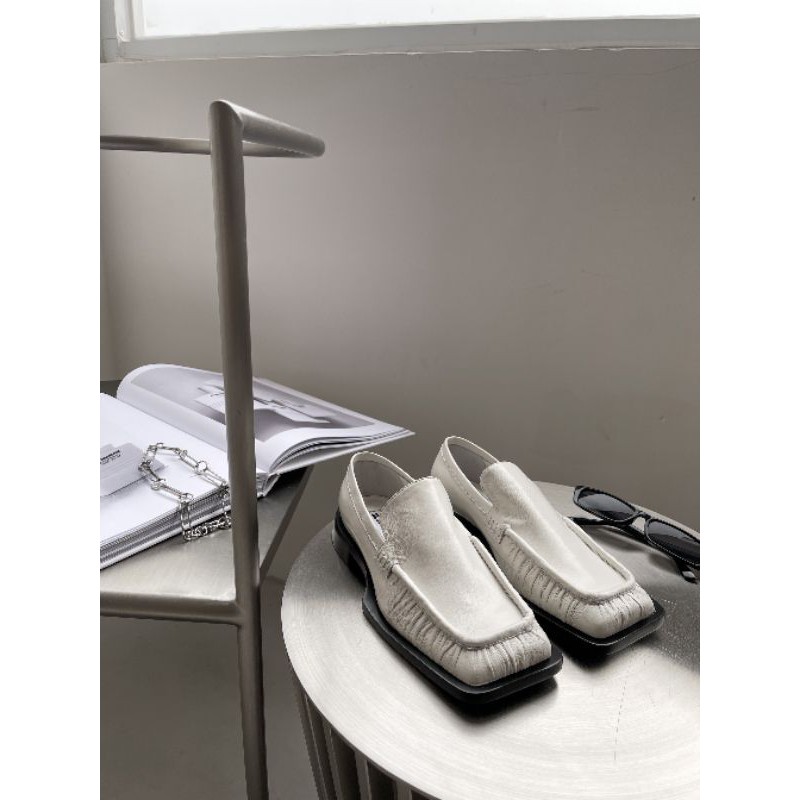 Giày lười loafer nữ da thật mũi vuông gót 3cm Jil sander