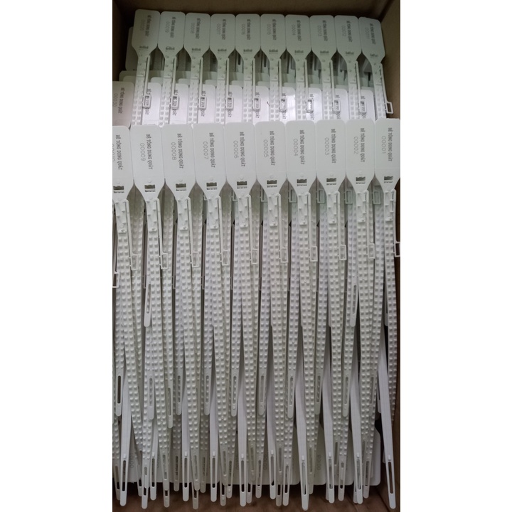 Seal nhựa niêm phong hàng dây rút dẹt