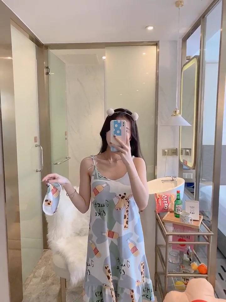 Váy ngủ nữ hai dây dễ thương bigsize chất cotton thun sữa có đệm ngực đuôi xếp li kèm bịt mắt VN02 | BigBuy360 - bigbuy360.vn