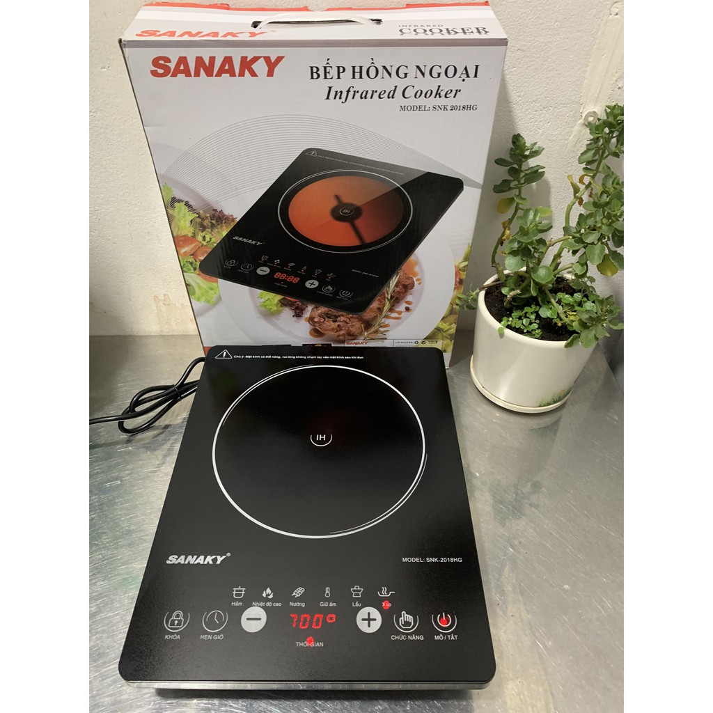 Bếp hồng ngoại cảm ứng Sanaky SNK-2018HG 2000W