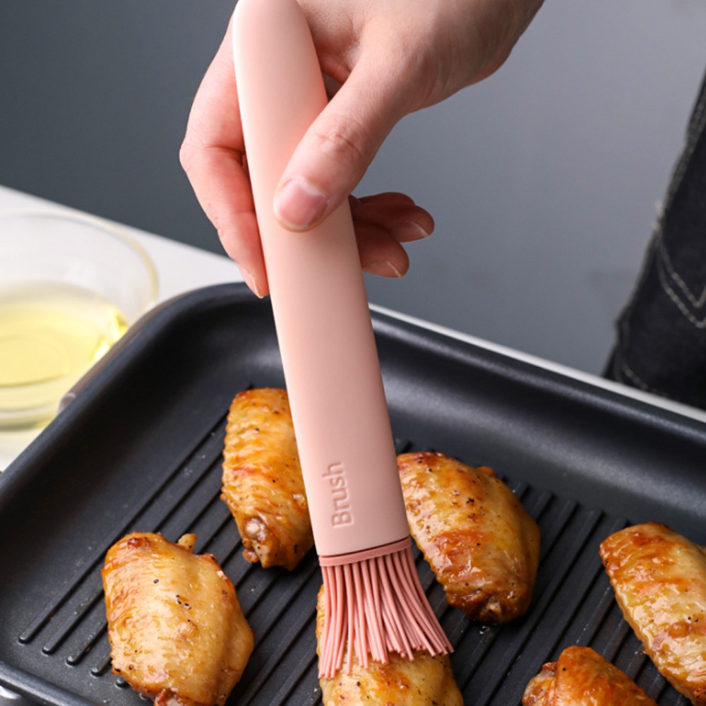 Cọ quét dầu nướng BBQ làm từ silicon chịu nhiệt sử dụng tiện lợi cho nhà bếp