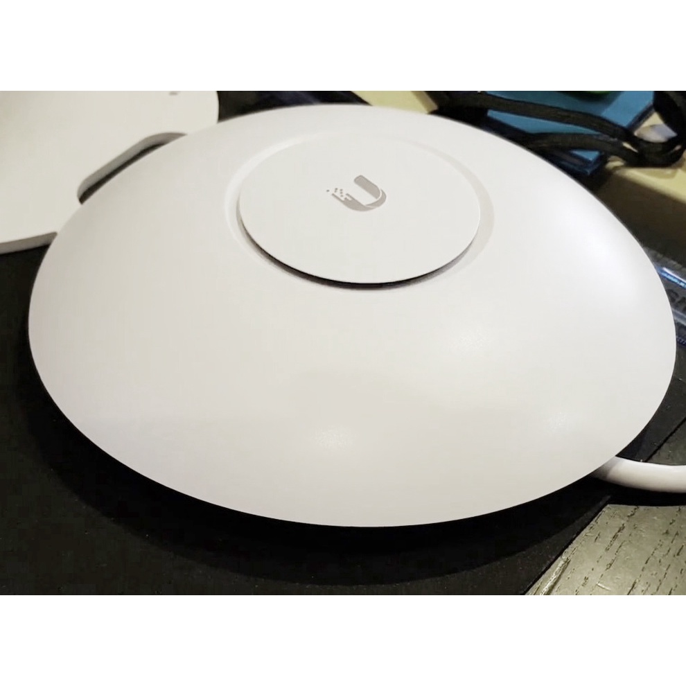 Bộ phát wifi UniFi AP AC LR