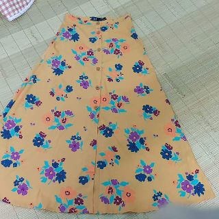 VÁY ZARA MIDI TQXK ( ảnh thật kéo sang)