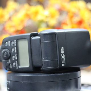Đèn flash Canon 580EX II có TTL