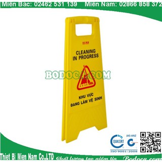 Biển báo đang làm vệ sinh