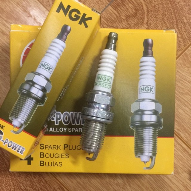 Bugi giắc 16 , Matiz , Nubira , Gentra , Lacetti 04 - 09 , Vios , giá bán 1 chiếc , NGK