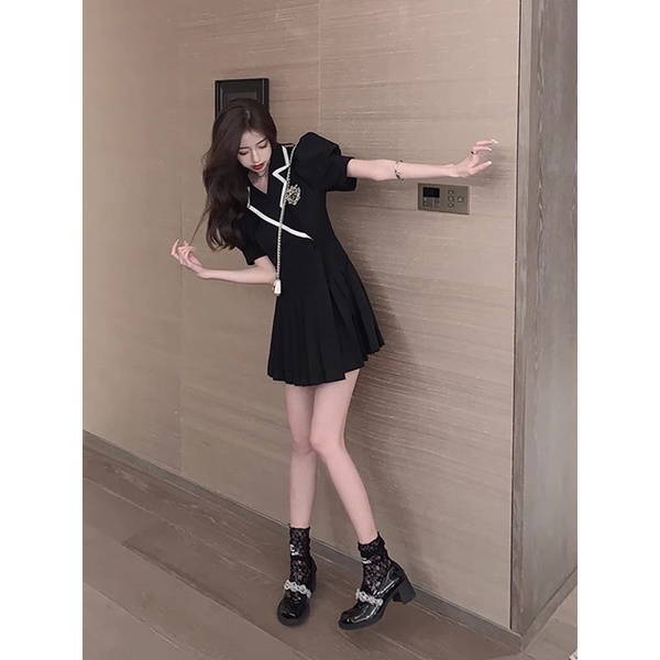 Đầm vest nữ xếp ly HB thiết kế tag huy hiệu cổ phối viền màu D062 | BigBuy360 - bigbuy360.vn