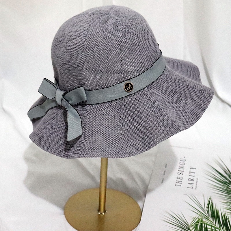 Nón thời trang vành lượn chữ M cho nữ