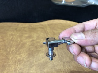 Khoá đúc bạc lẻ 1 cái cho đàn guitar